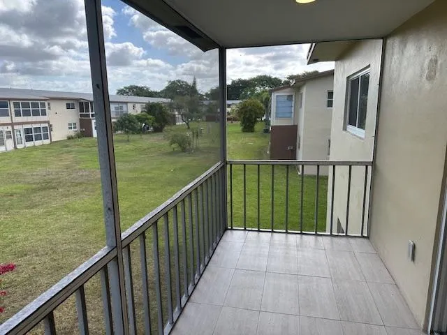 t18