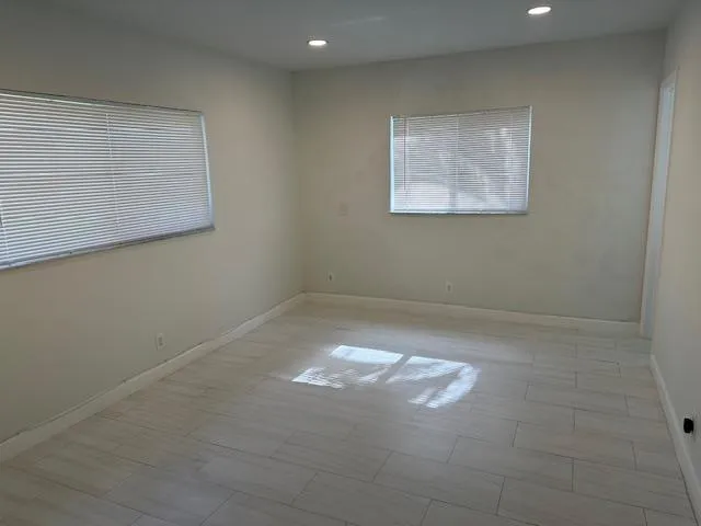 t8