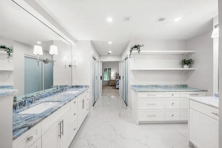 primary suite bathroom