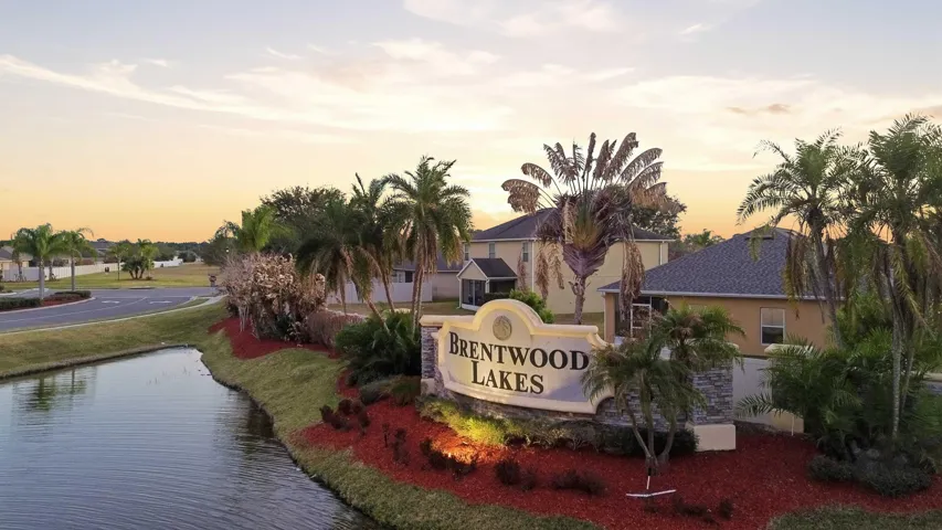 Brentwood Lakes