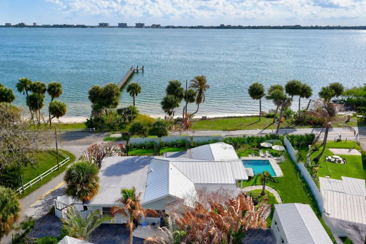 Close off one driveway, add some grass and a pool, and use side street driveway to your new garage...oh, the options!