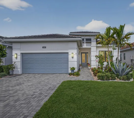 5492 Saint Armands Way