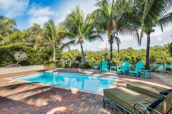 Pool Home