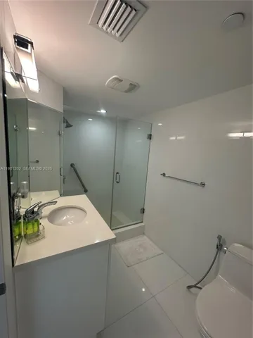 guest bathroom 2 (full bathroom )