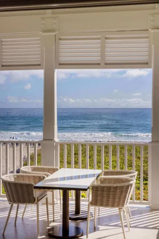seagate Mr. Seas Outside