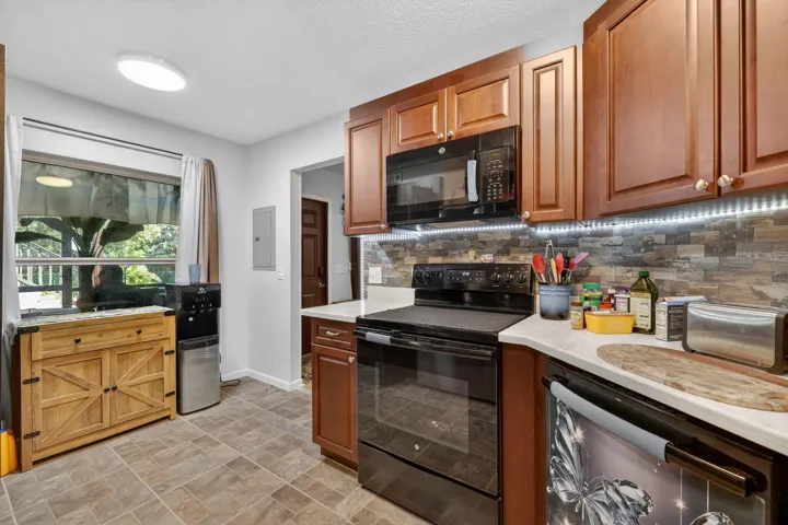6-web-or-mls-3A5A7462