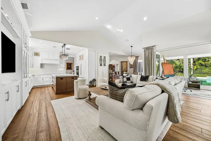 025-4361GleneaglesDrive-BoyntonBeach-FL-