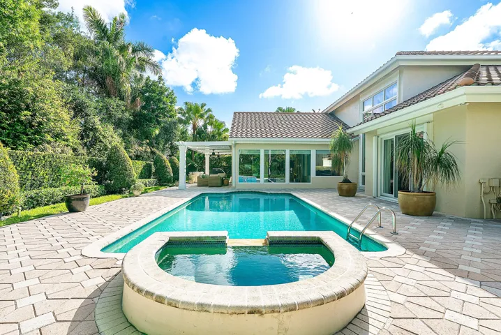 052-4361GleneaglesDrive-BoyntonBeach-FL-