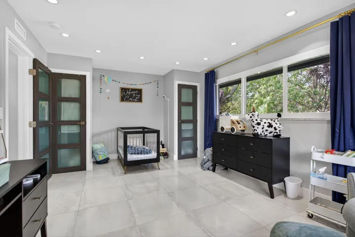 45-web-or-mls-2732-2093