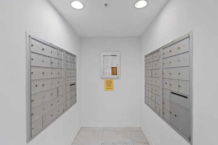 MAIL ROOM