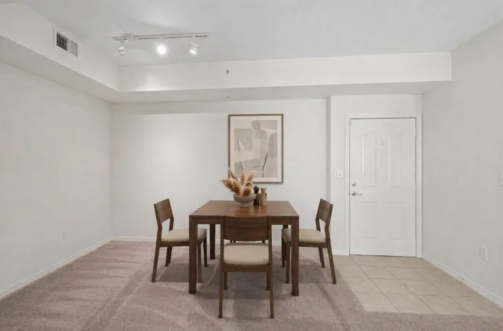 VIRTUAL STAGING