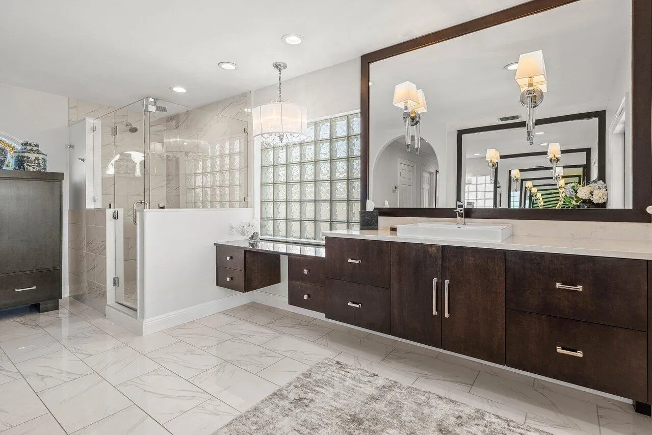 Fully Renovated Bathroom