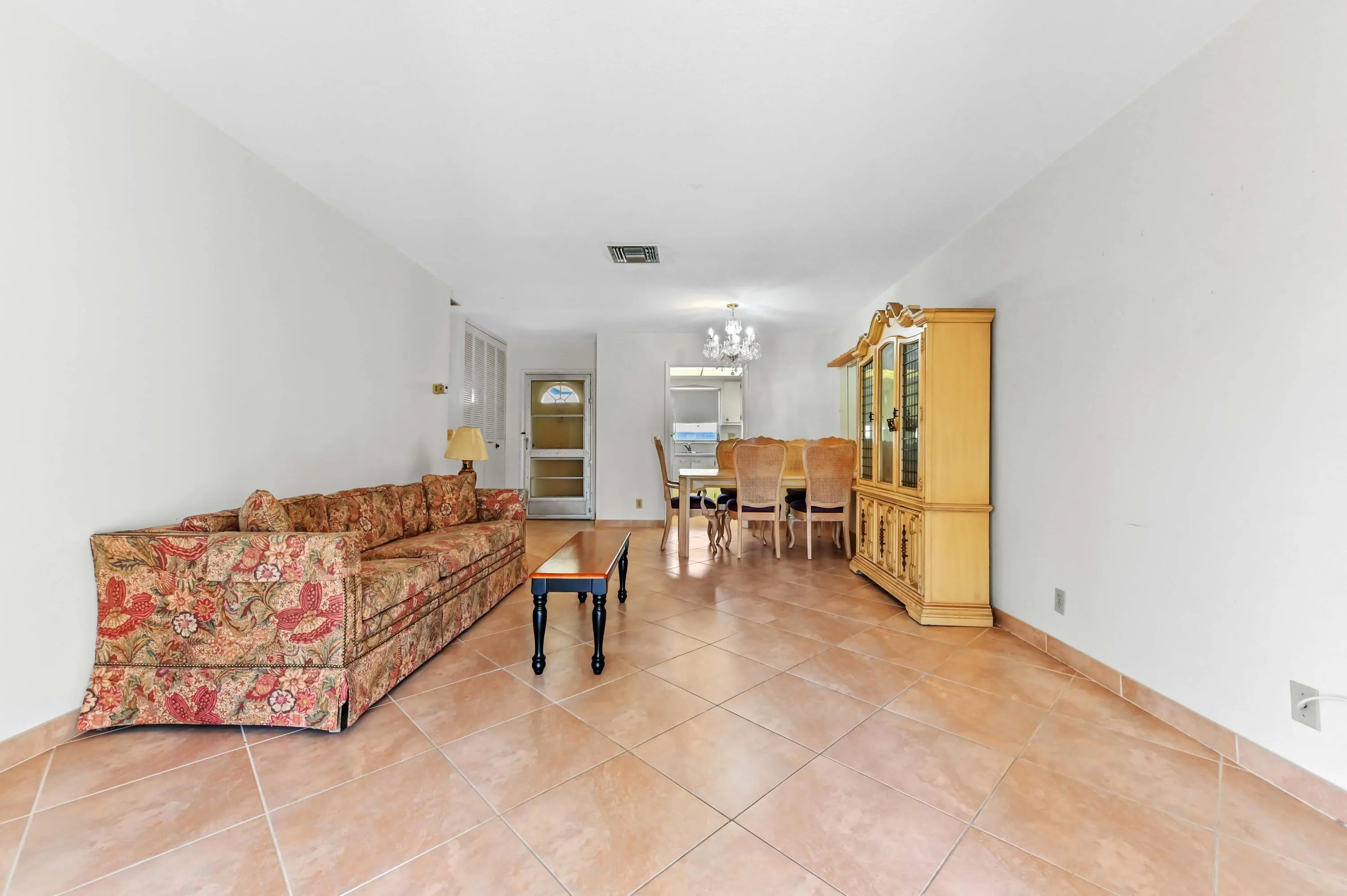 09 Living room 06