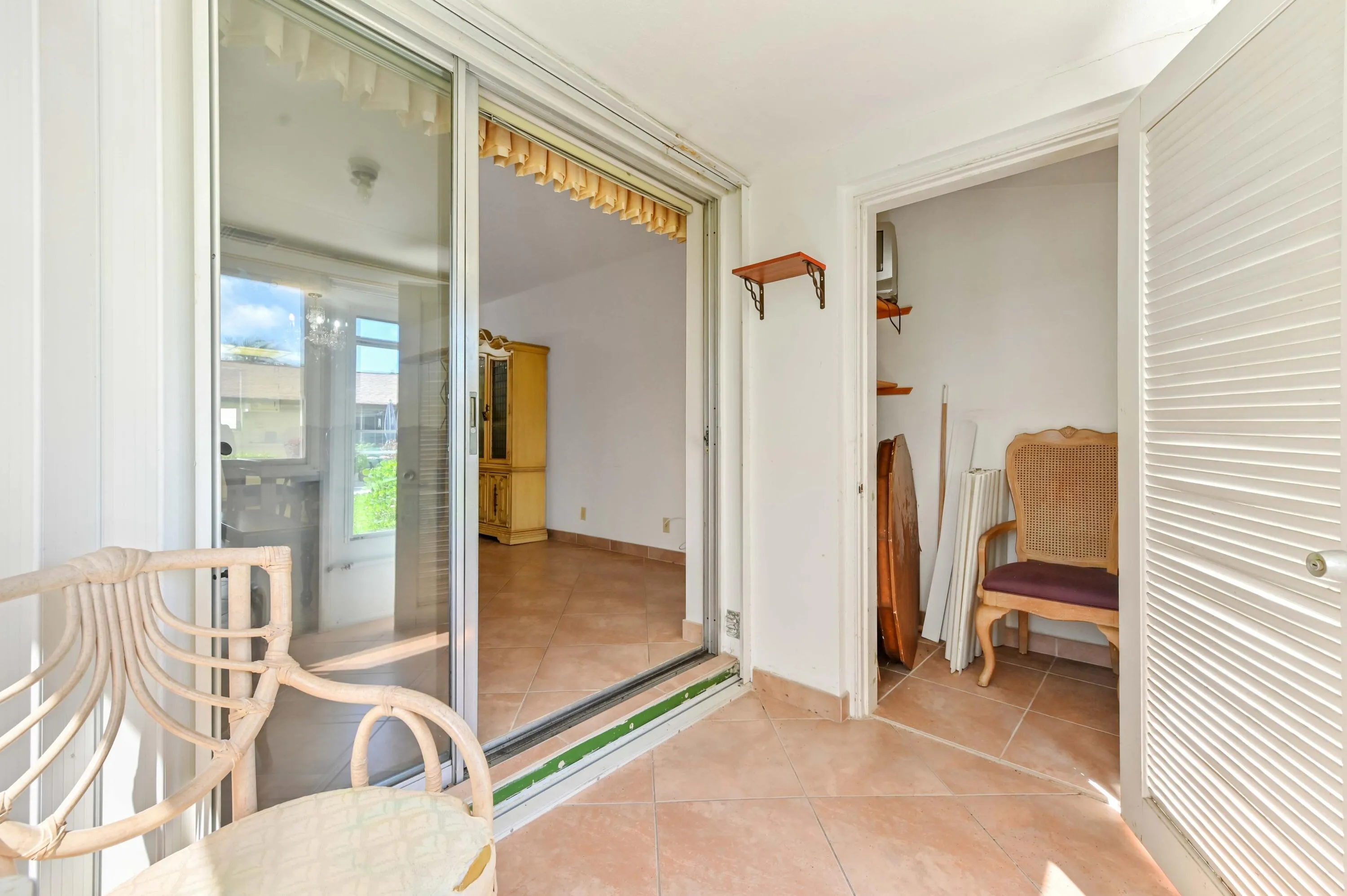 20 Patio 02