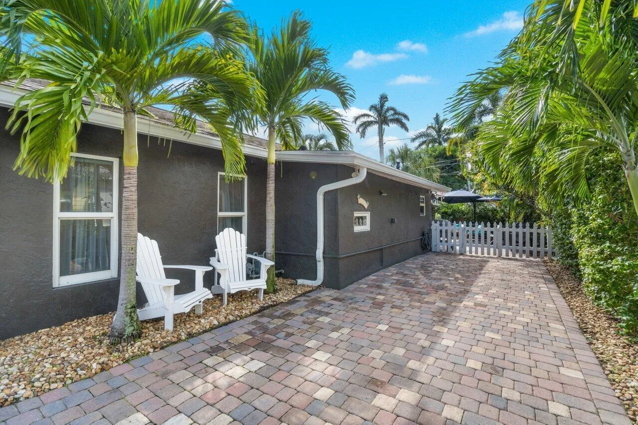 Private Paver Stone Driveway