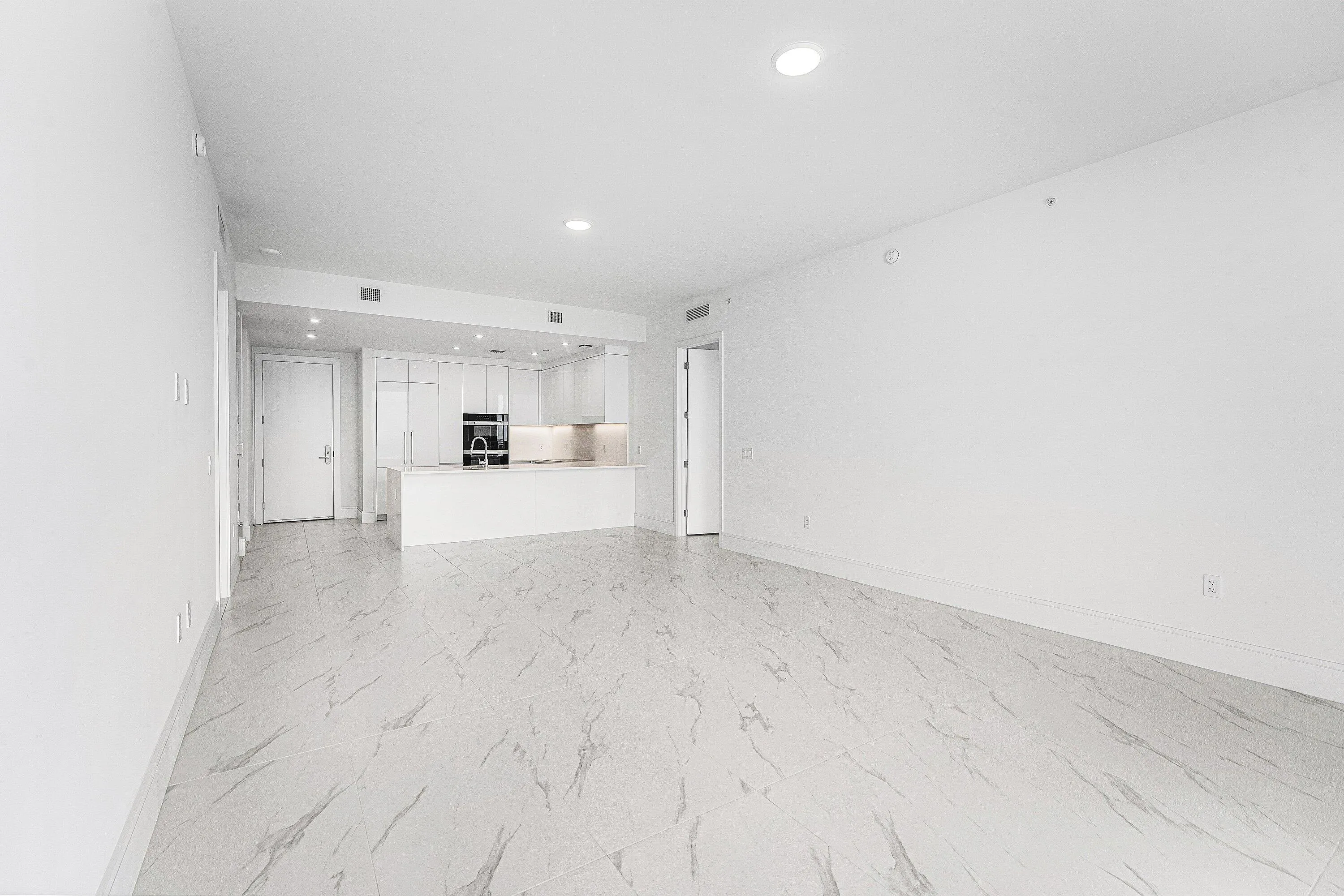 003-220LakeShoreDrive-1613-LakePark-FL-3
