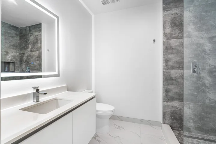 013-220LakeShoreDrive-1613-LakePark-FL-3