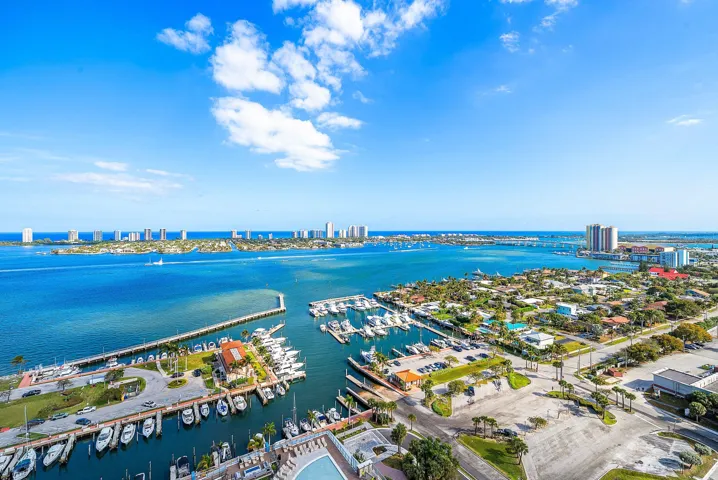 024-220LakeShoreDrive-1613-LakePark-FL-3
