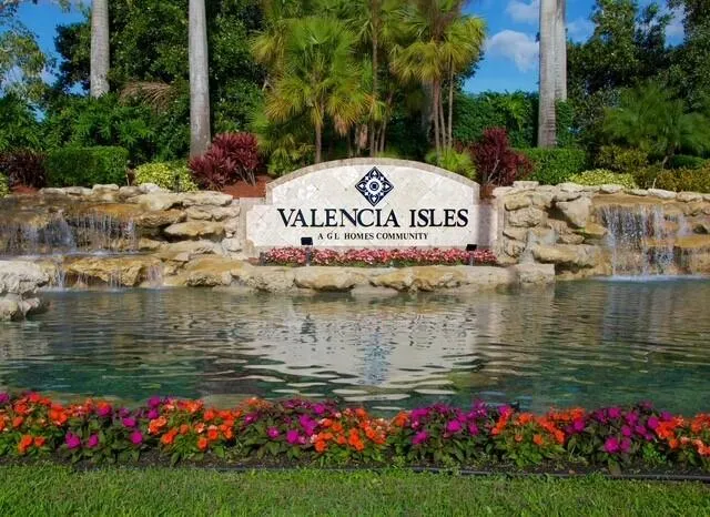 Valencia Isles