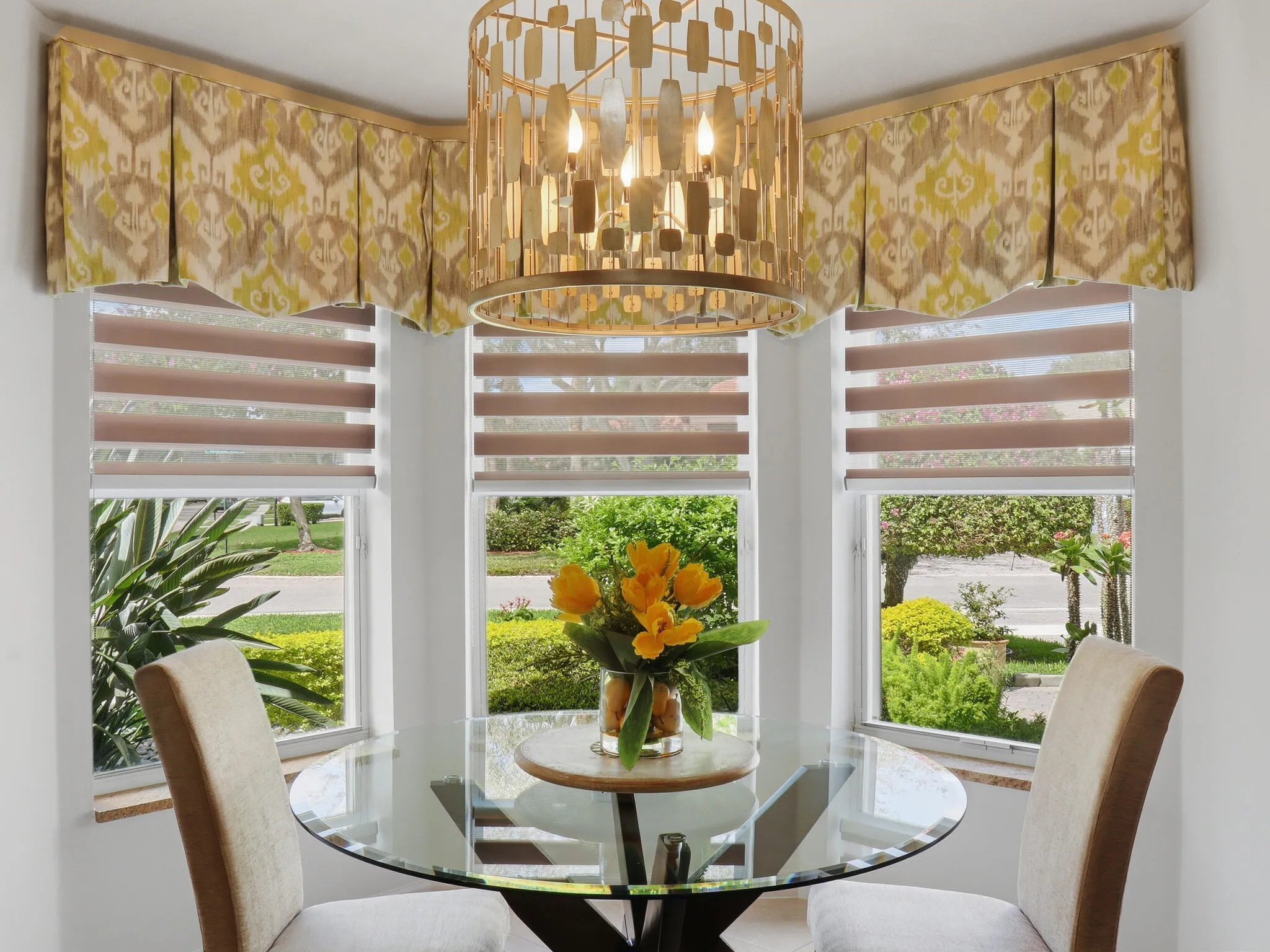 Eat-In Kitchen