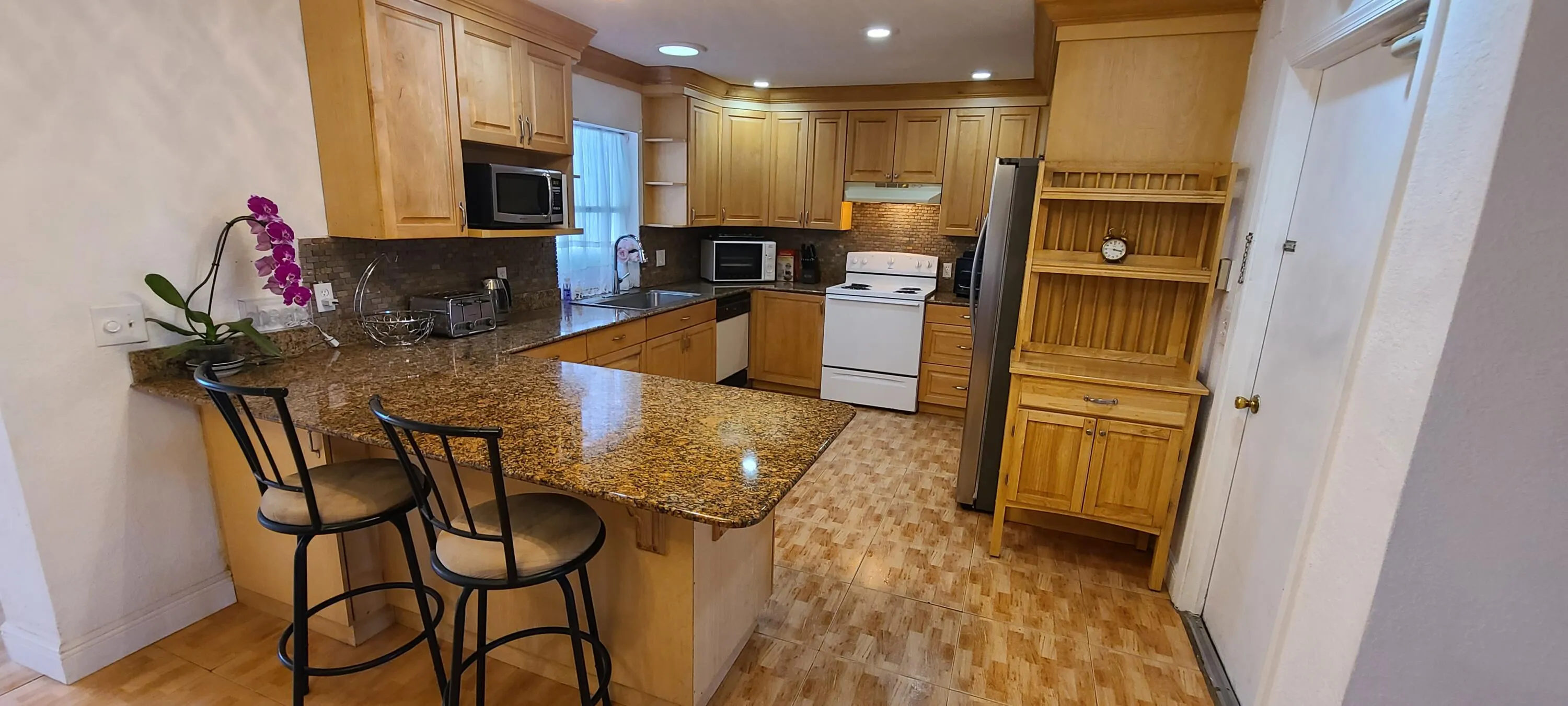 14-kitchen_1