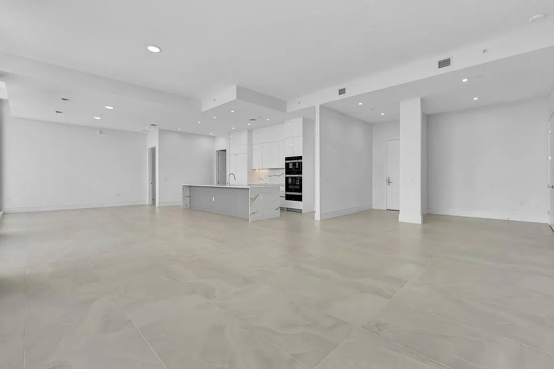Nautilus 2411 Living 2