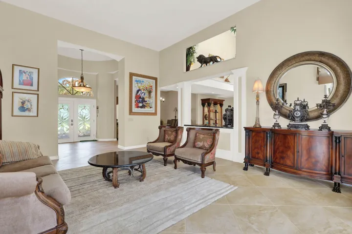 Living Room to Entry