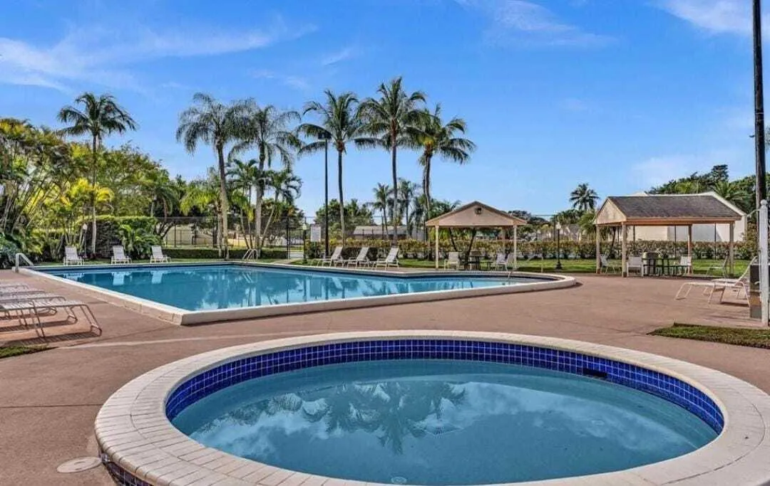 Pool area 2
