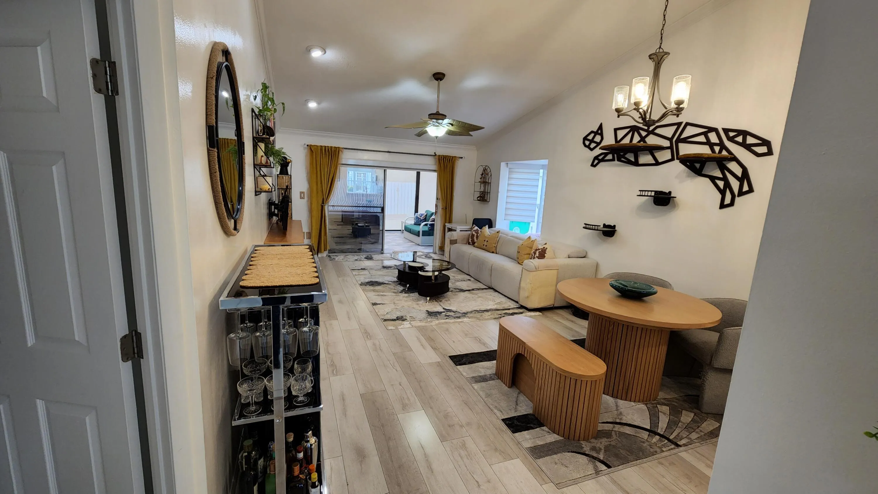 Entrance to Dining/Living rooms