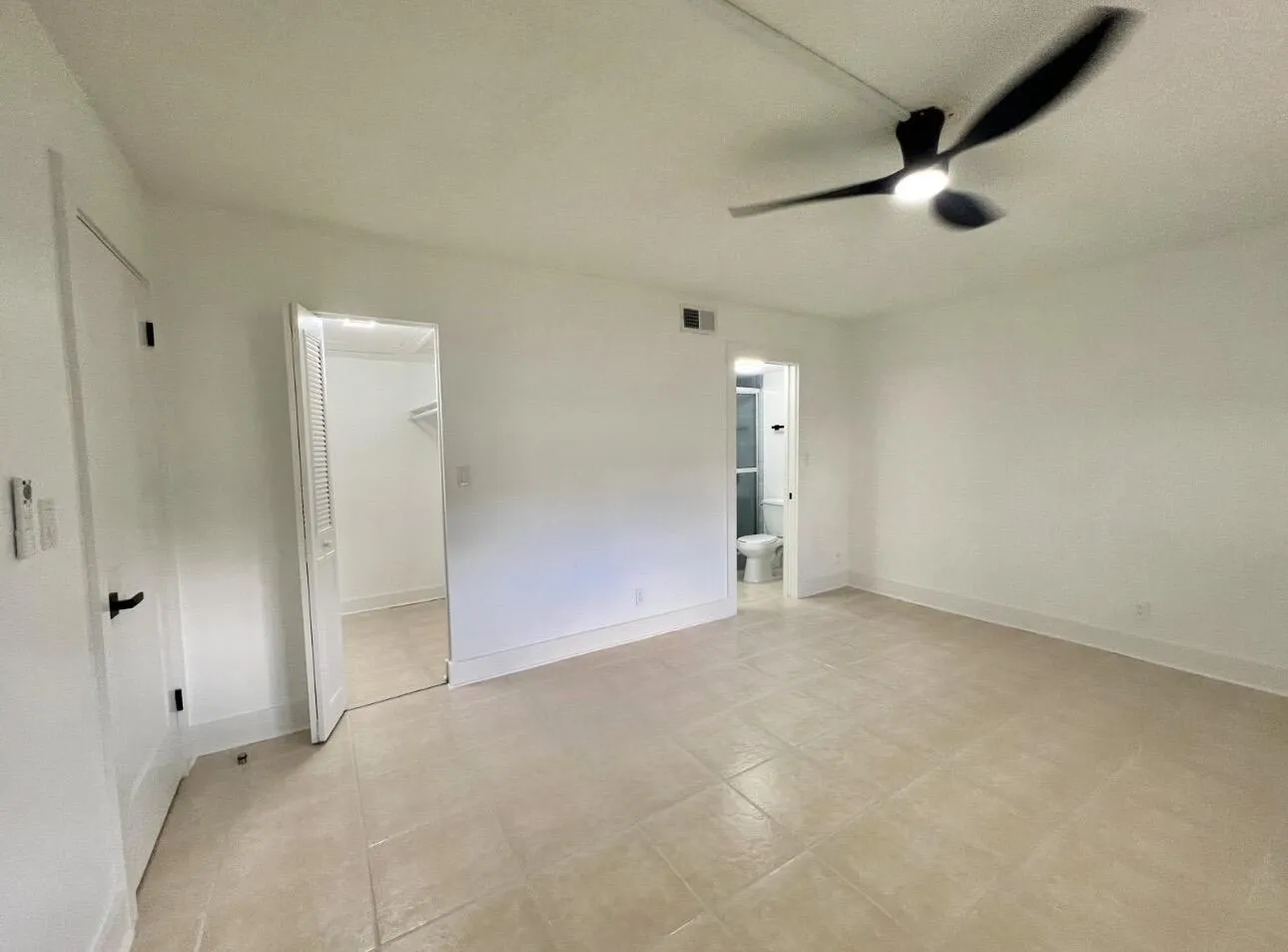 Large Master Bedroom with Walking Closet and Bathroom