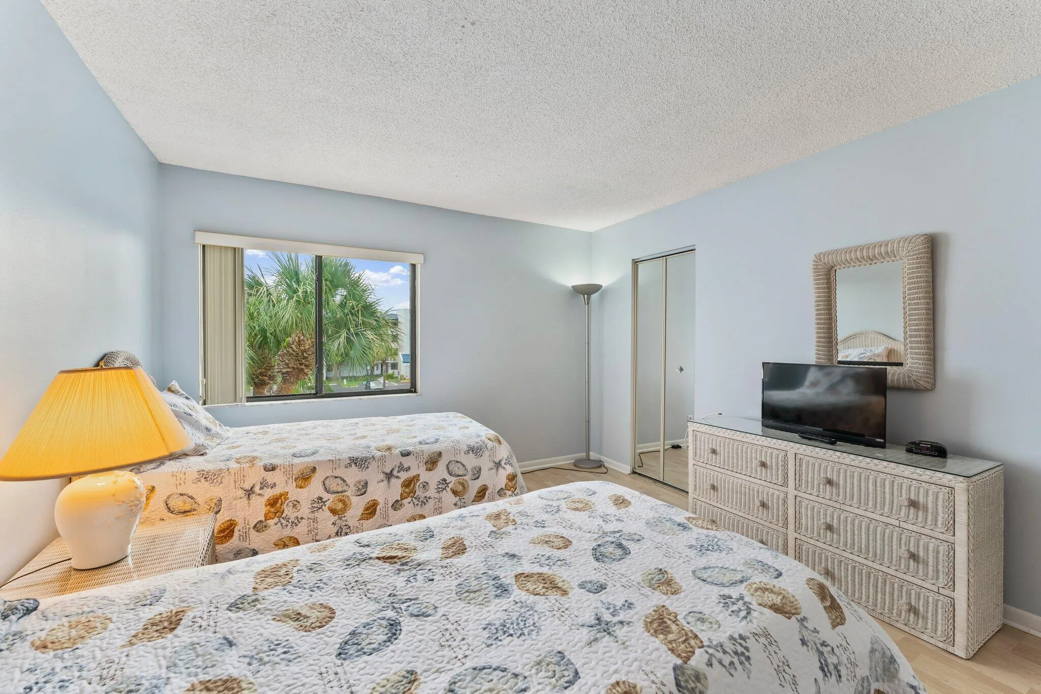 017-1605US1ND301-Jupiter-FL-SMALL