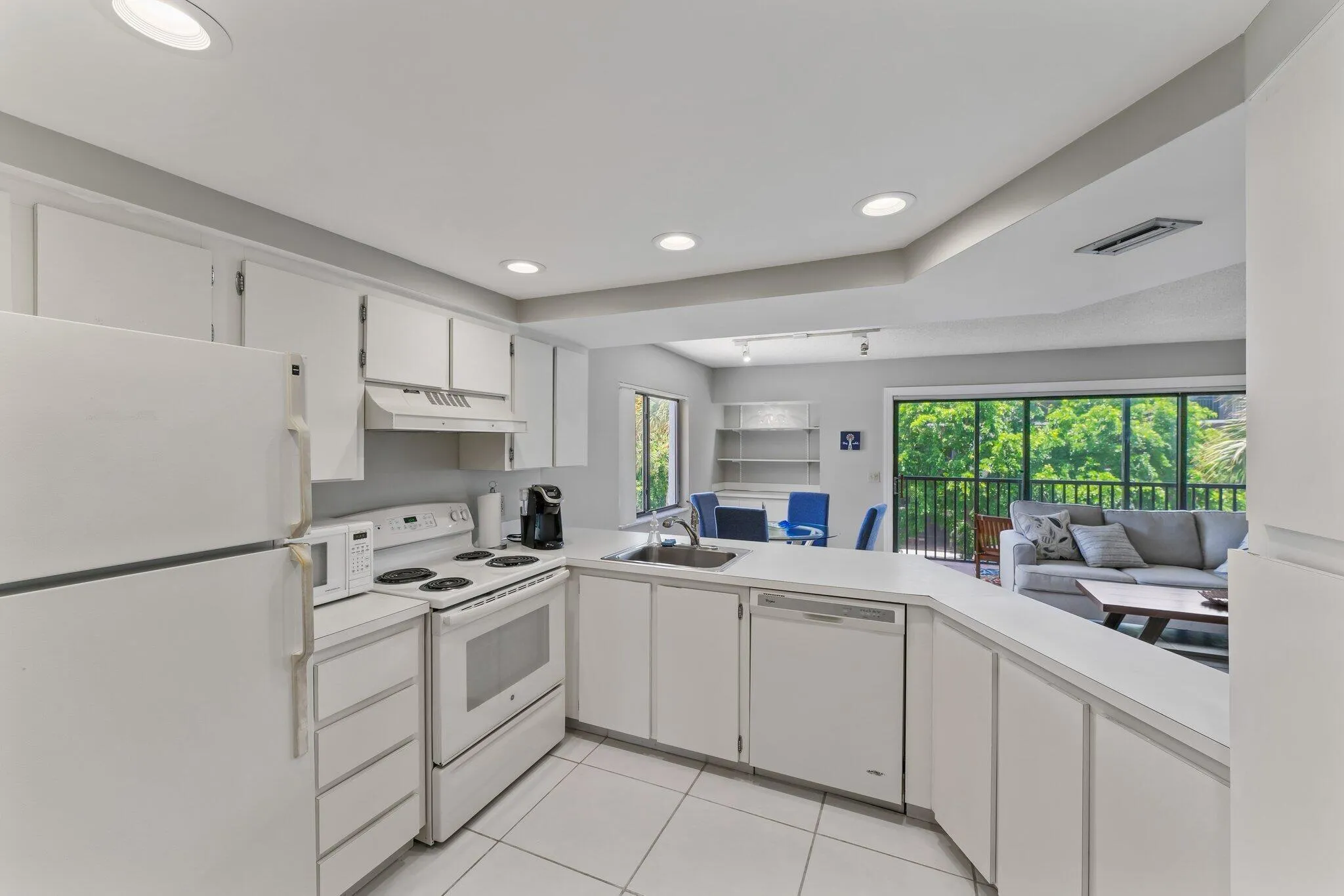 012-1605US1ND301-Jupiter-FL-SMALL
