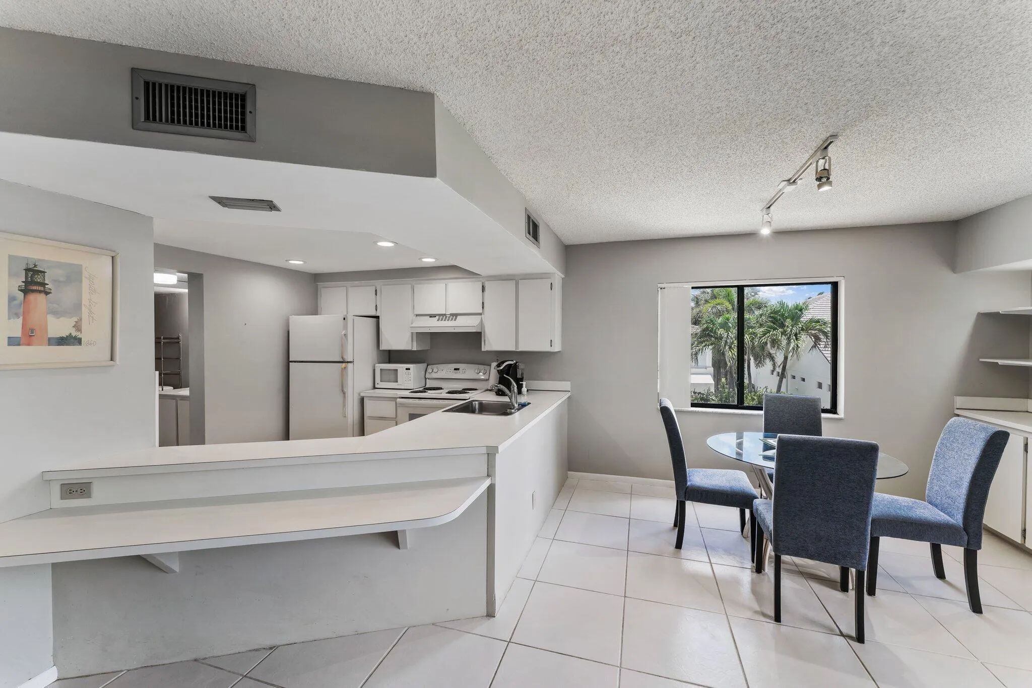 011-1605US1ND301-Jupiter-FL-SMALL
