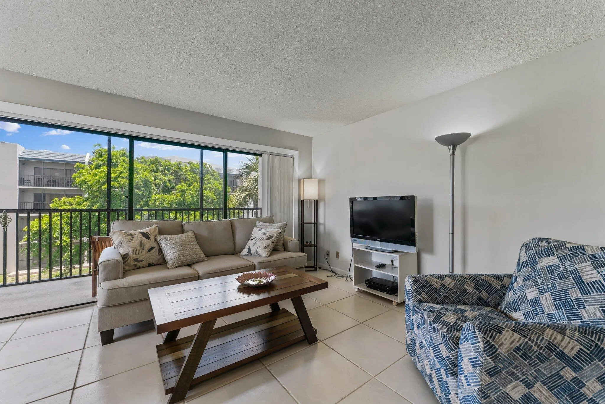 004-1605US1ND301-Jupiter-FL-SMALL