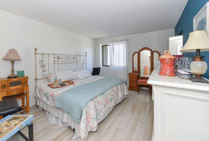 1605 S US Hwy 1 Unit f 401-small-020-075