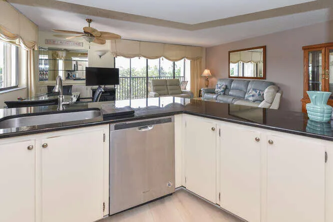 1605 S US Hwy 1 Unit f 401-small-013-073