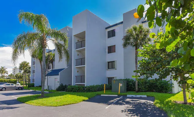 1605 S US Hwy 1 Unit f 401-small-001-045
