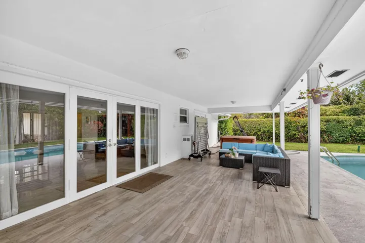 Expansive Covered Lanai