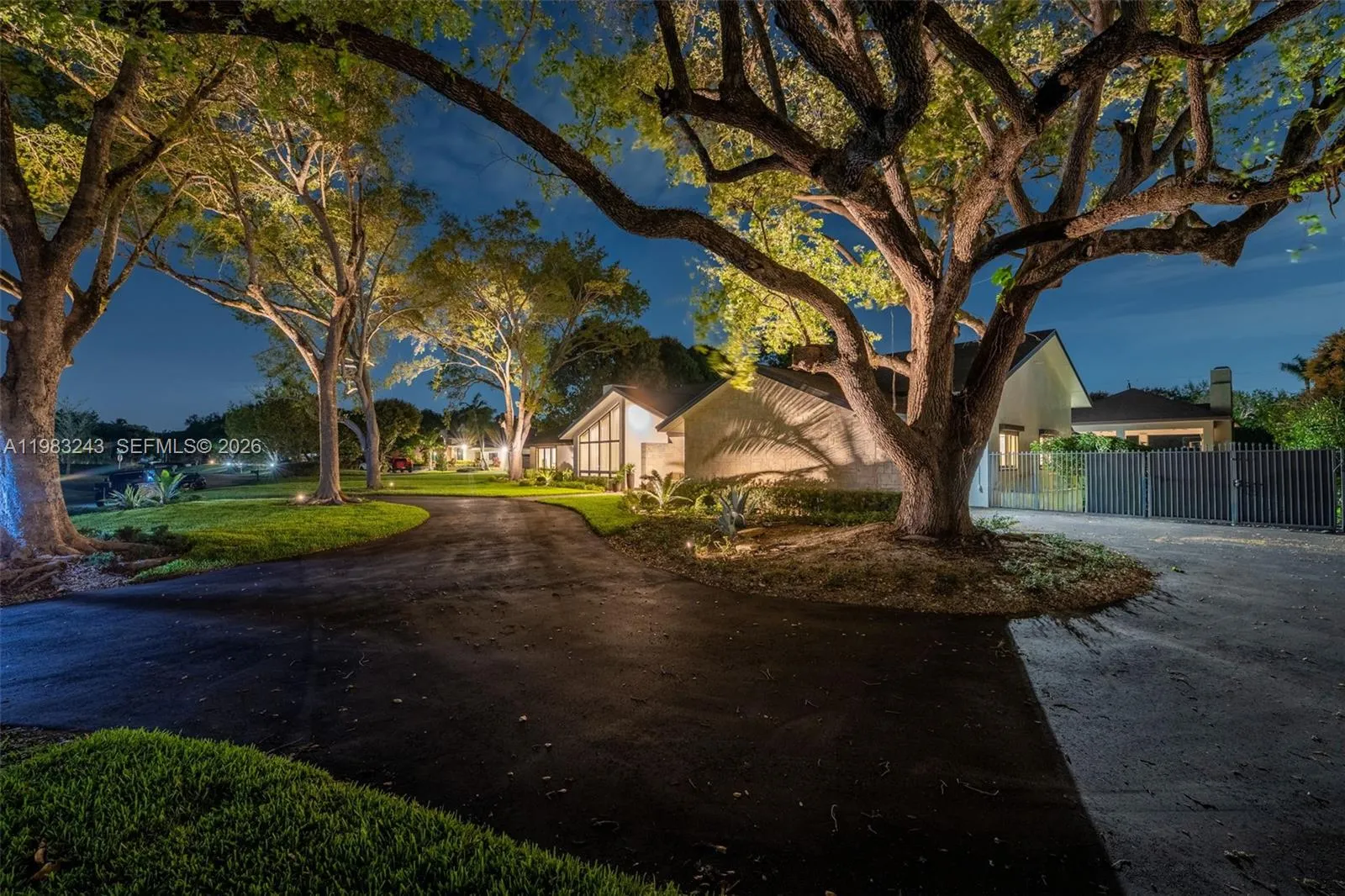 Property photo 511