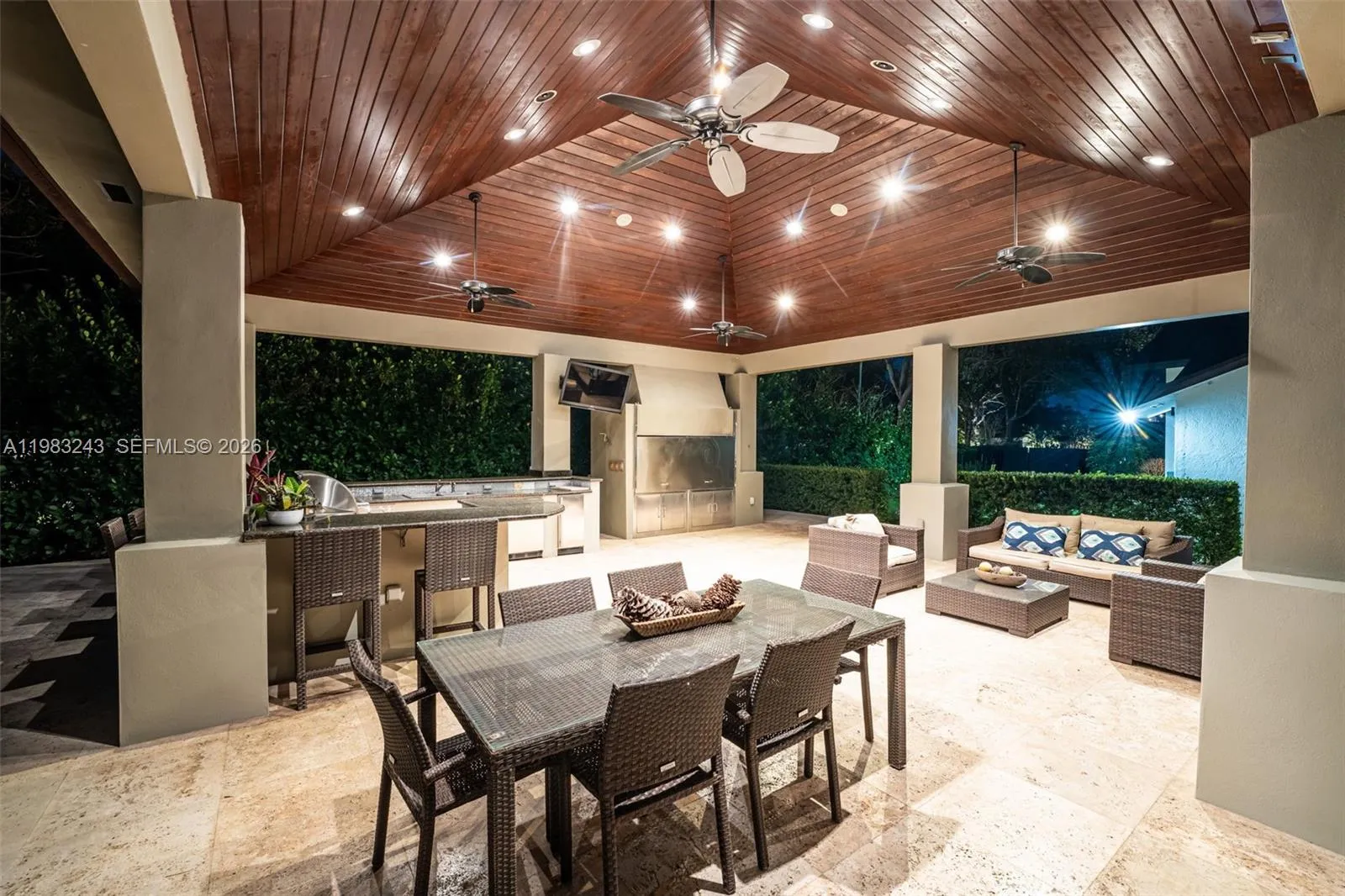 Property photo 528
