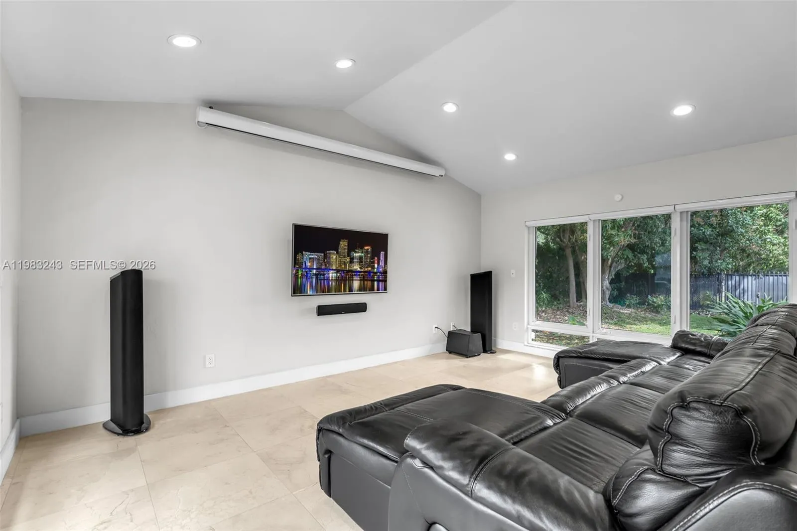 Property photo 254