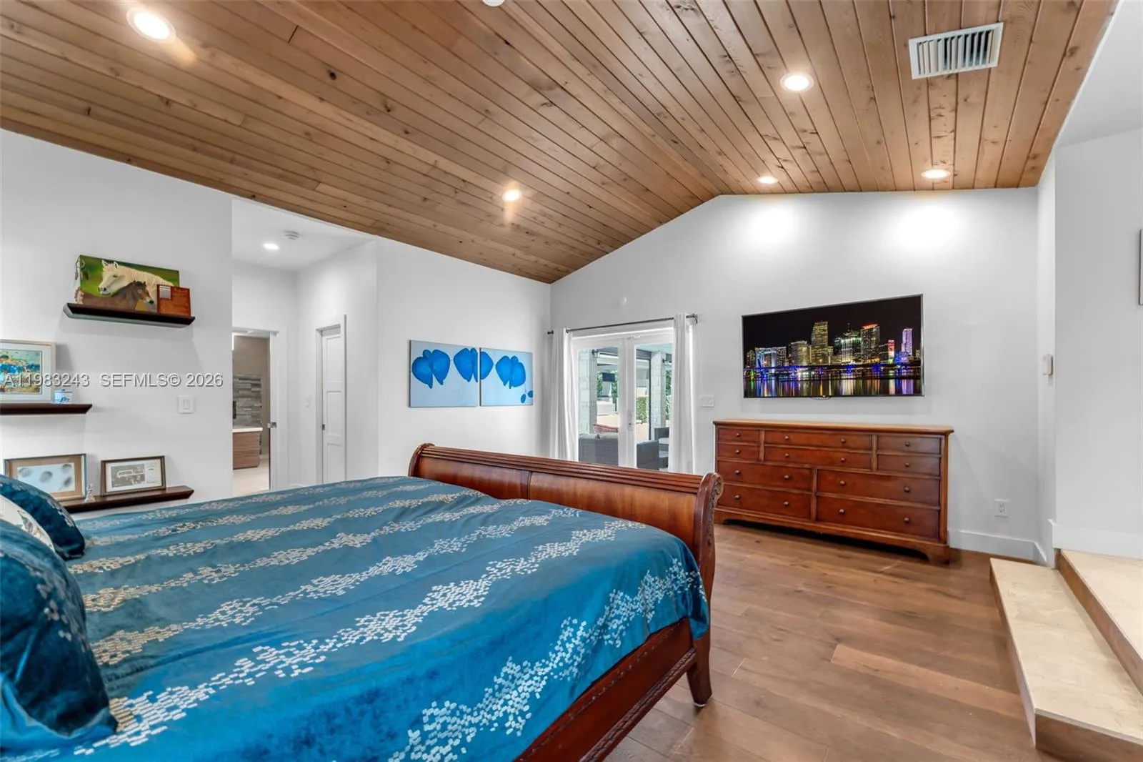 Property photo 187