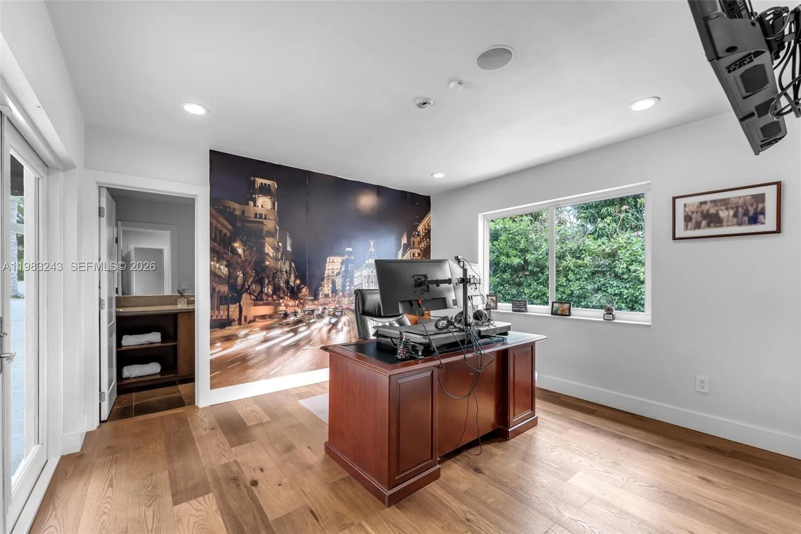 Property photo 116
