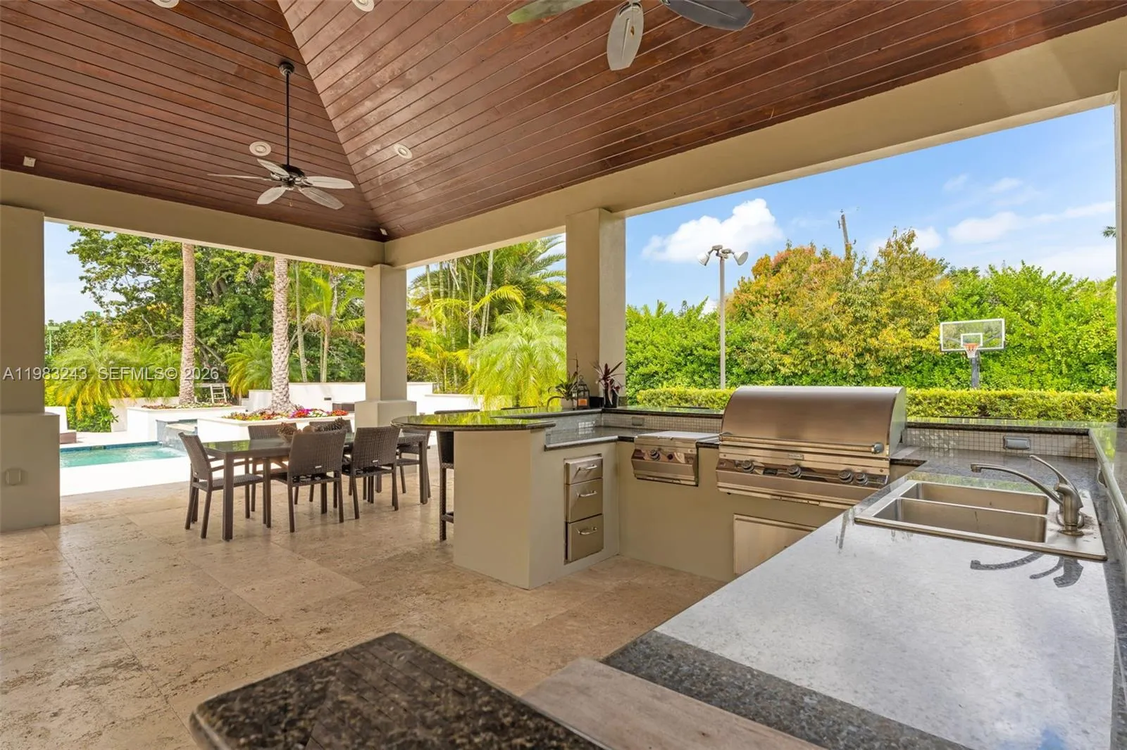 Property photo 408