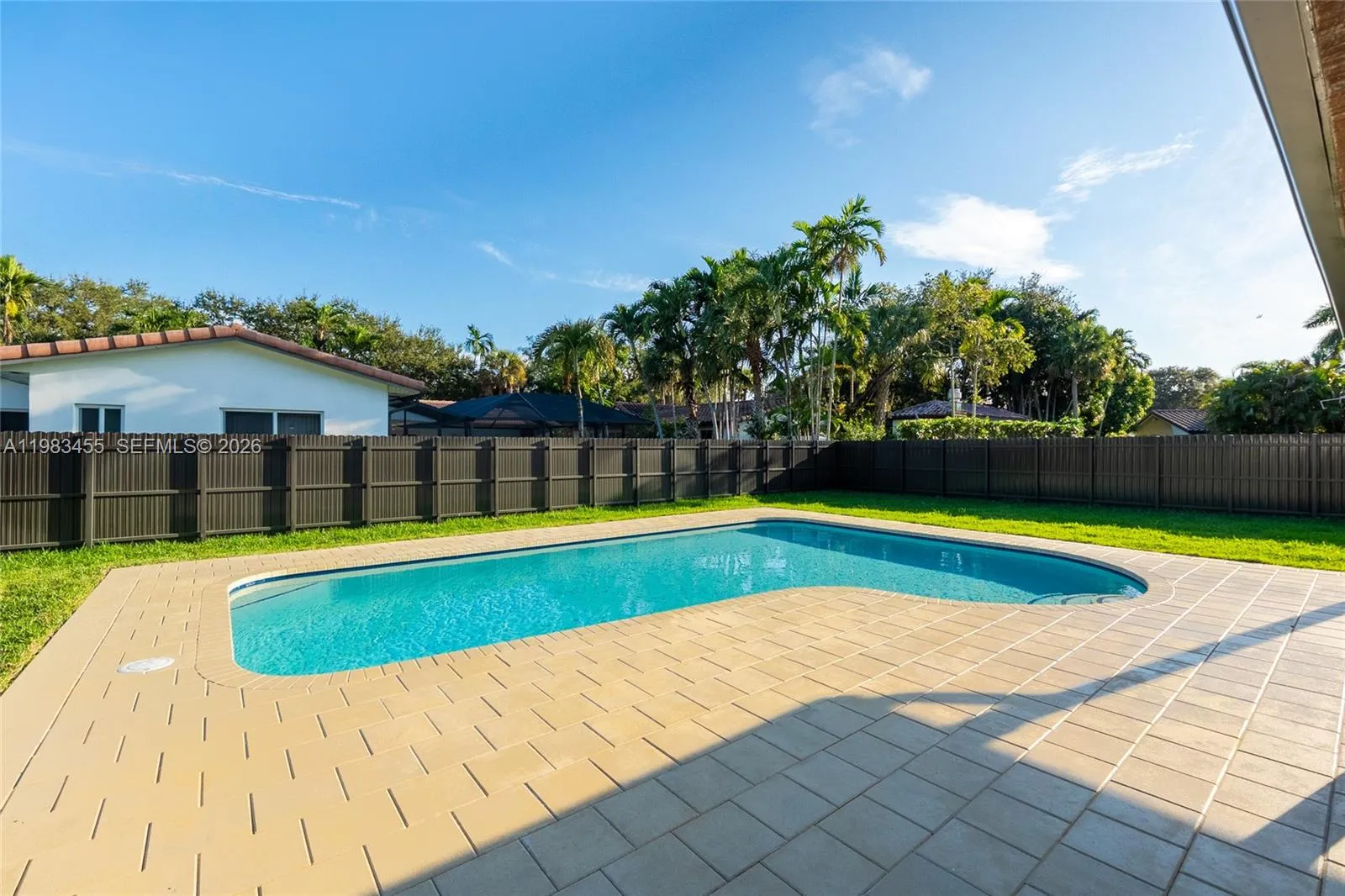 Property photo 25
