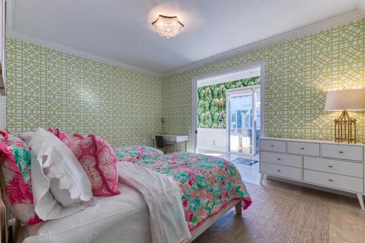 2258 Ibis Isle Rd E Palm Beach-large-016