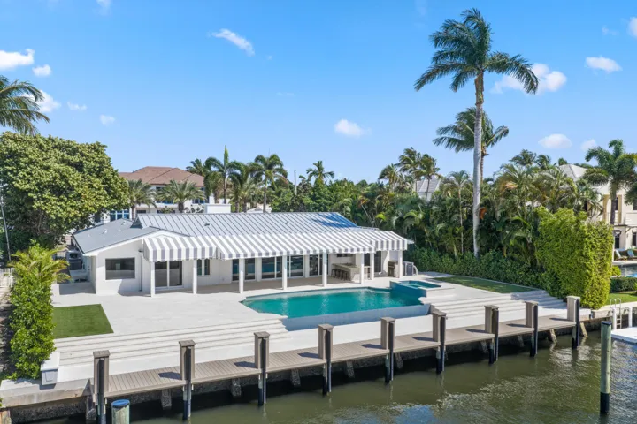 1102 Island Drive