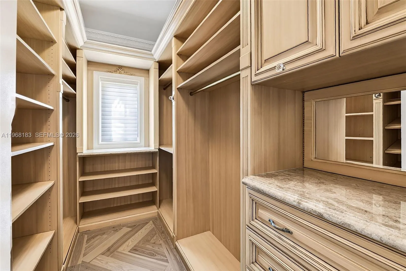 Property photo 127