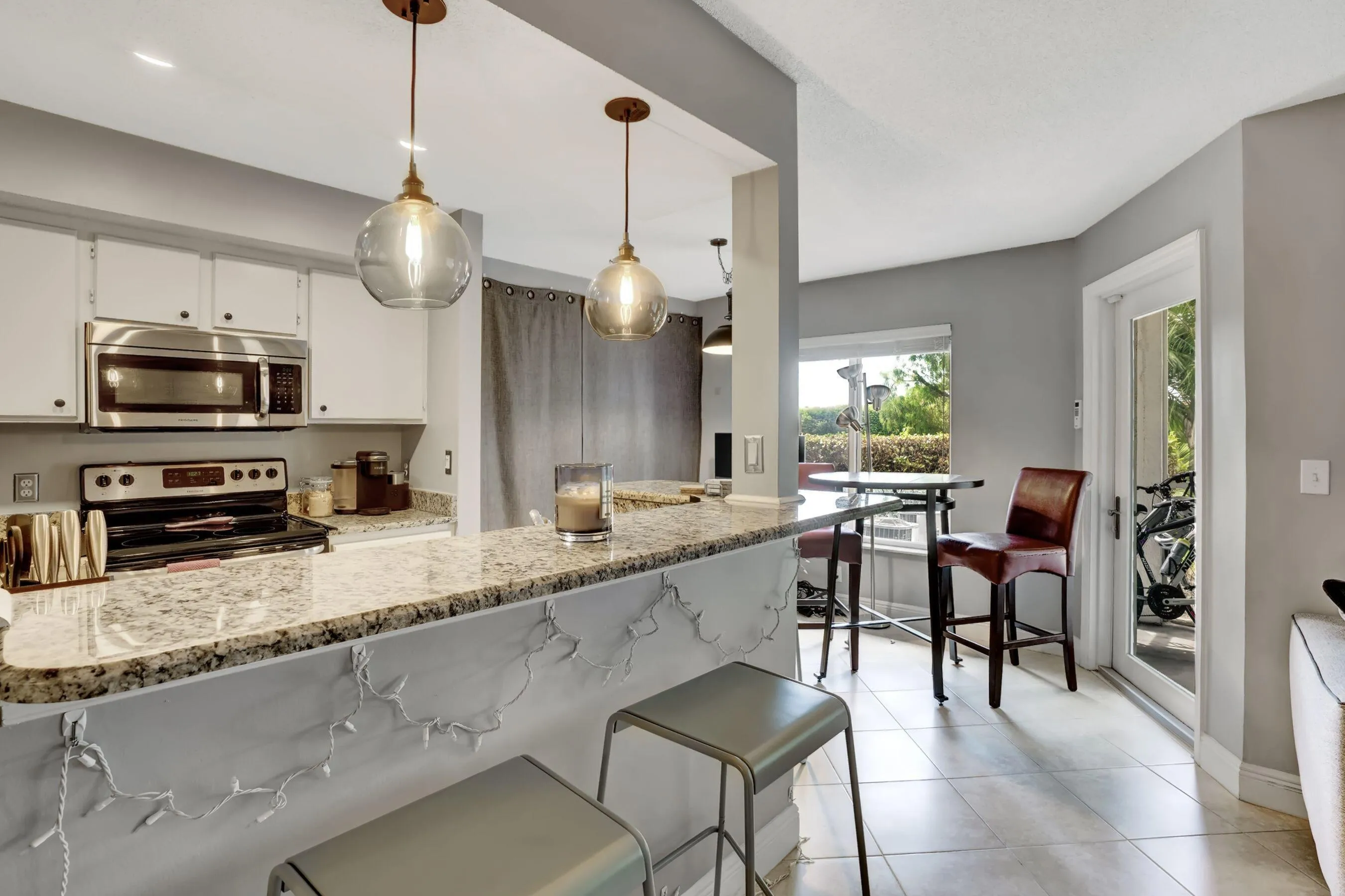 KITCHEN-DINING