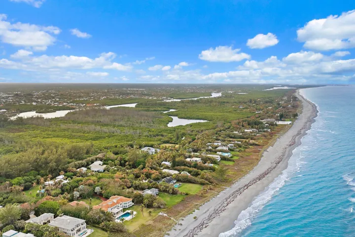 022-31NBeachRd